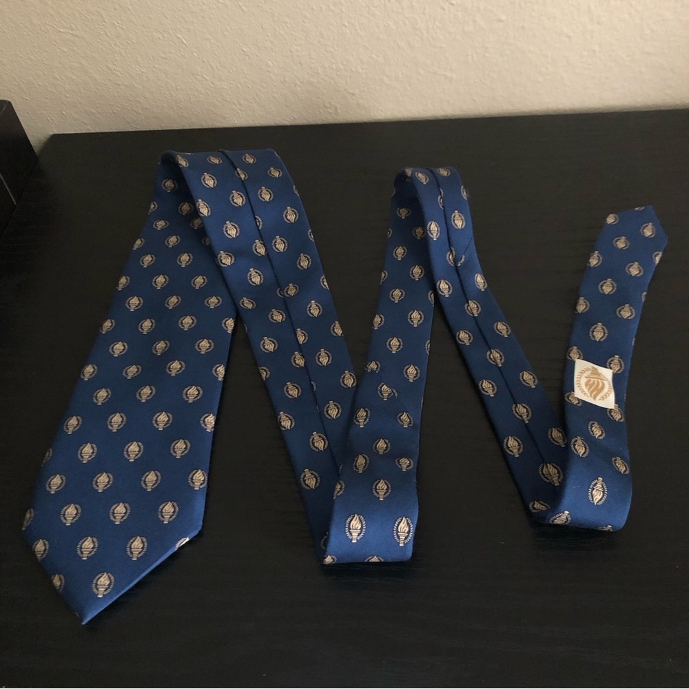 Vineyard Vines Custom Collection Men’s Silk Tie Olympic